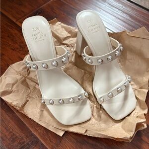 Oasis Cream Pearl-Studded Heels
